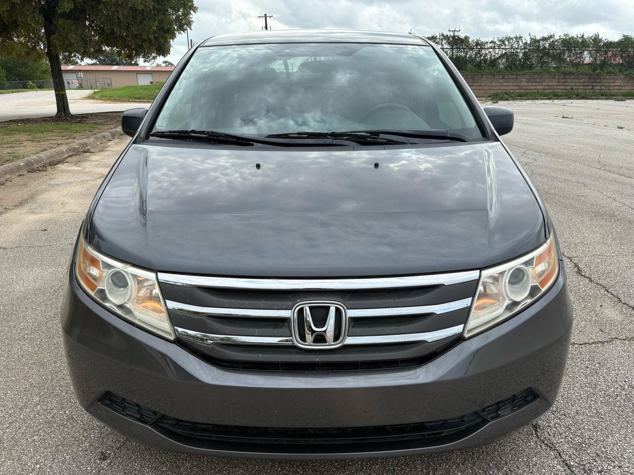Used 2011 Honda Odyssey LX image 4