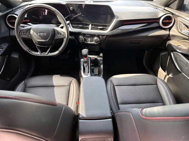 Used 2025 Chevrolet Trax RS w/ Driver Confidence Package FWD image 15