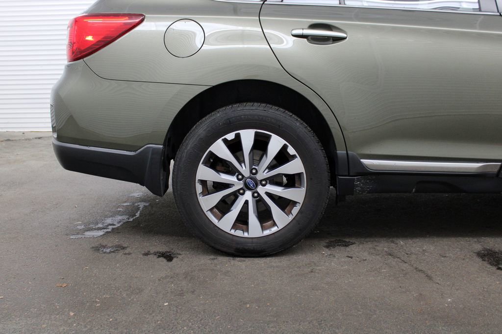 Used 2017 Subaru Outback 3.6R Touring w/ Popular Package #5A image 13