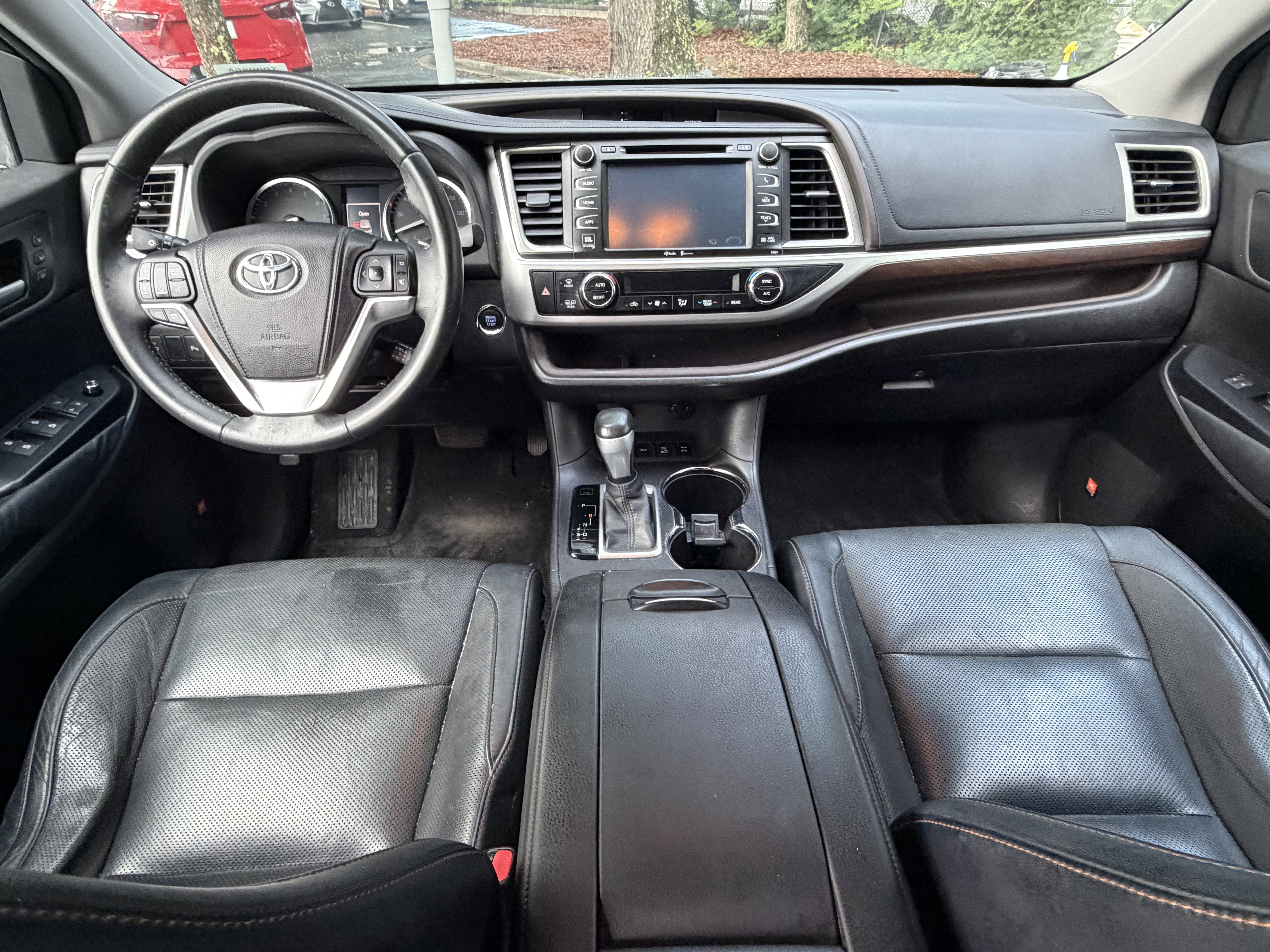 Used 2015 Toyota Highlander Limited AWD/4WD image 22