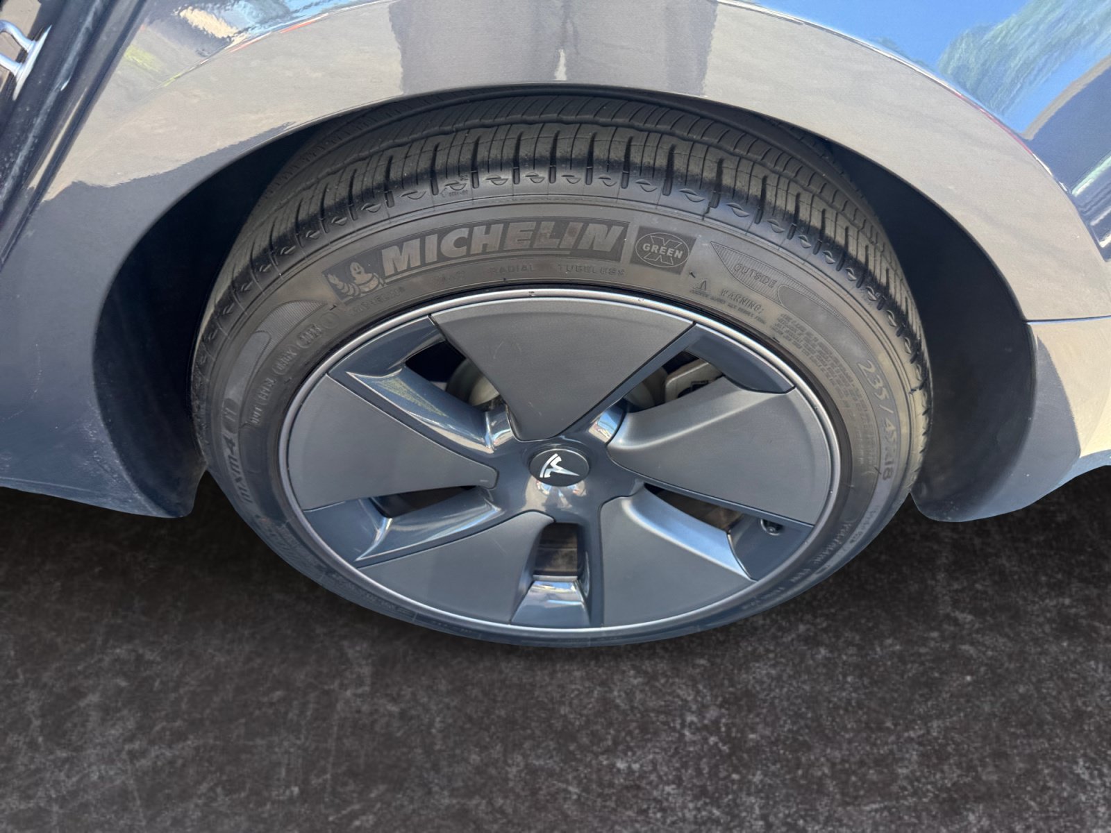 Used 2023 Tesla Model 3 Standard Range RWD image 14