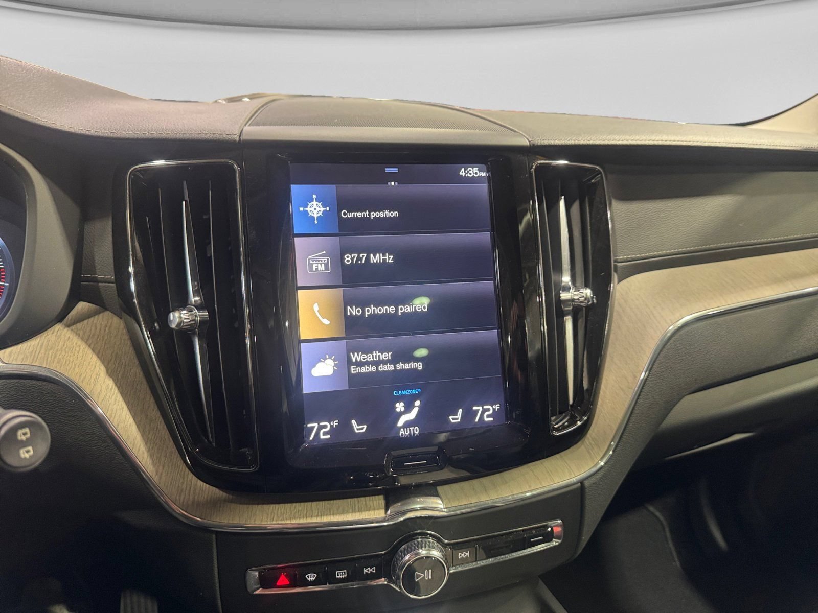 Used 2018 Volvo XC60 T6 Inscription w/ Convenience Package AWD/4WD image 21