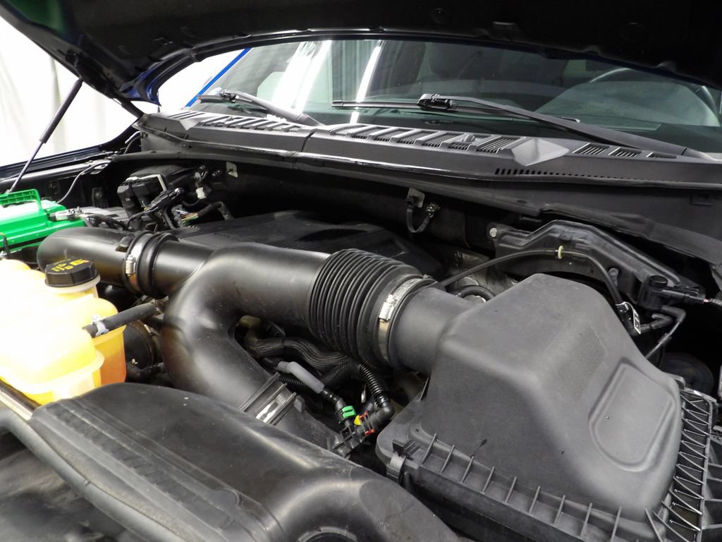 Used 2018 Ford F150 XLT w/ Equipment Group 301A Mid AWD/4WD image 26