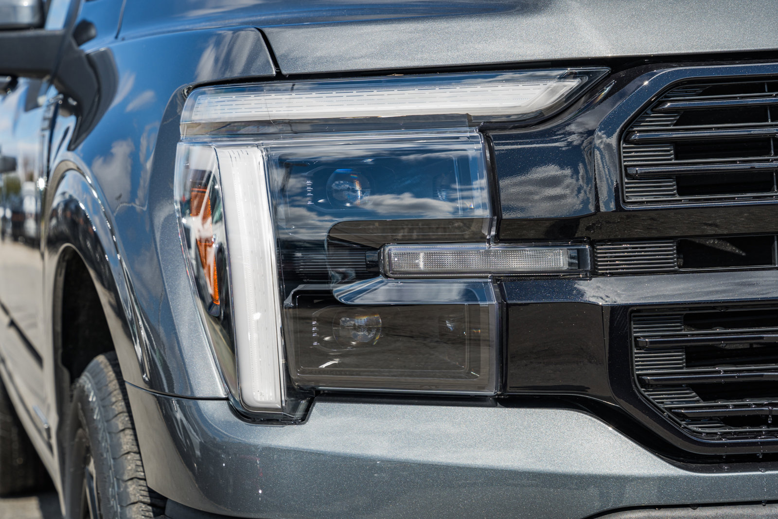 New 2026 Ford F150 Platinum image 11