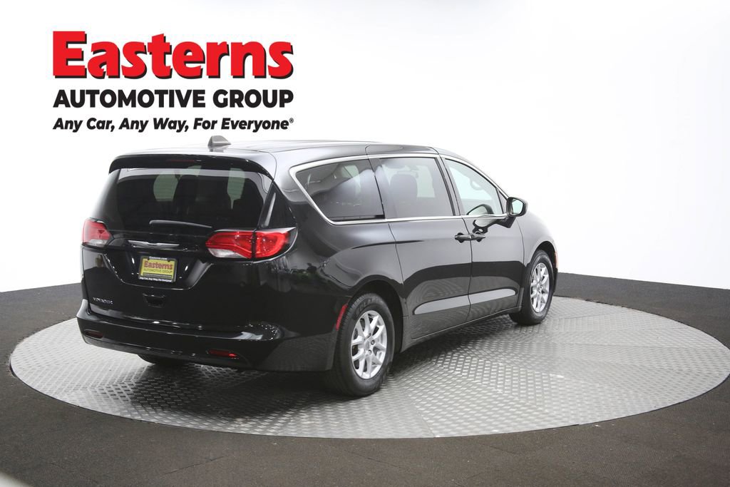 Used 2022 Chrysler Voyager LX FWD image 42