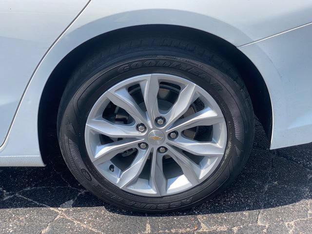 Used 2023 Chevrolet Malibu LT FWD image 13