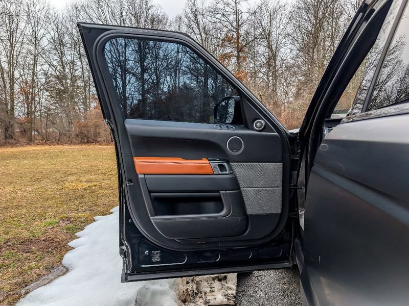 Used 2016 Land Rover Range Rover Sport Supercharged image 10