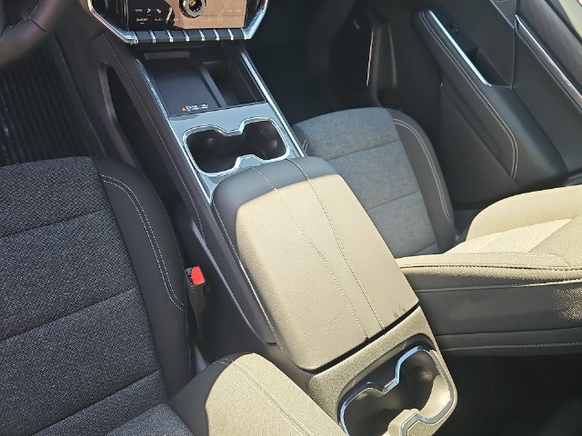 New 2026 GMC Acadia Elevation w/ LPO, Floor Liner Package AWD/4WD image 26