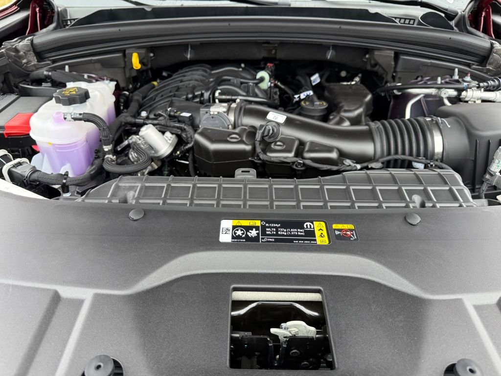 New 2025 Jeep Grand Cherokee Altitude RWD image 21