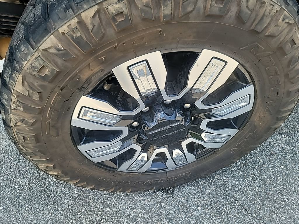 Certified 2024 GMC Sierra 2500 Denali w/ Denali Reserve Package AWD/4WD image 8