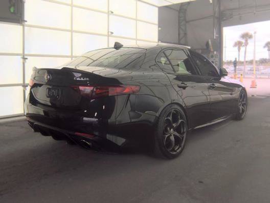 Used 2019 Alfa Romeo Giulia Ti Sport w/ Quick Order Package 22U Sport RWD image 2