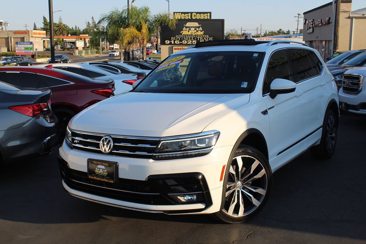 Used 2021 Volkswagen Tiguan SEL Premium R-Line w/ 3rd Row Seat Package AWD/4WD image 2