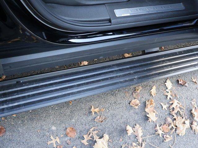 New 2026 GMC Yukon XL Denali w/ Sun & Power Step Package image 8