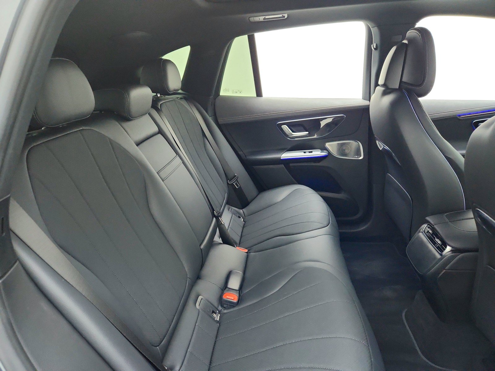 Certified 2025 Mercedes-Benz EQE 350+ SUV w/ AMG Line Exterior Package image 28