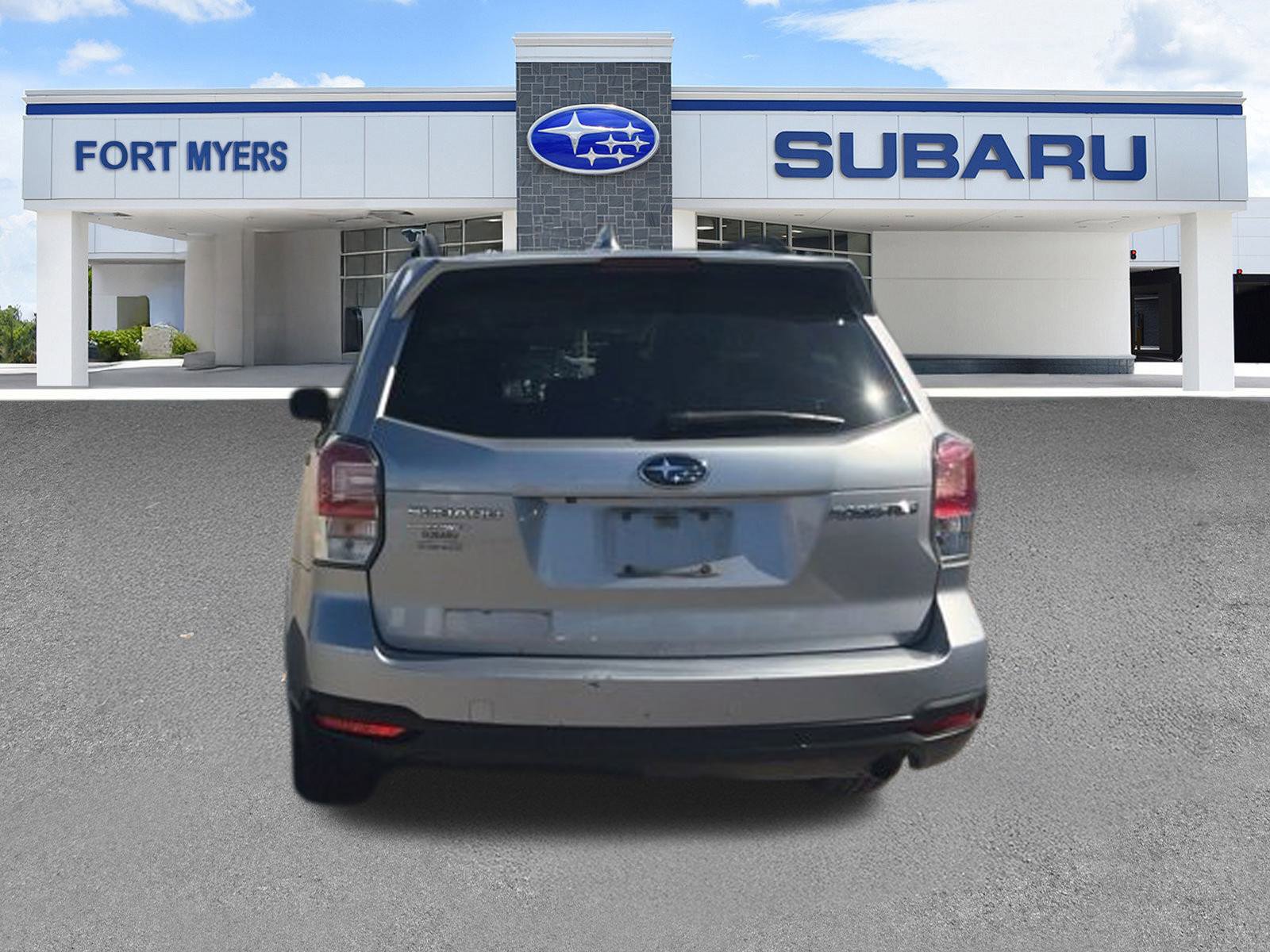 Used 2018 Subaru Forester 2.5i Touring image 12
