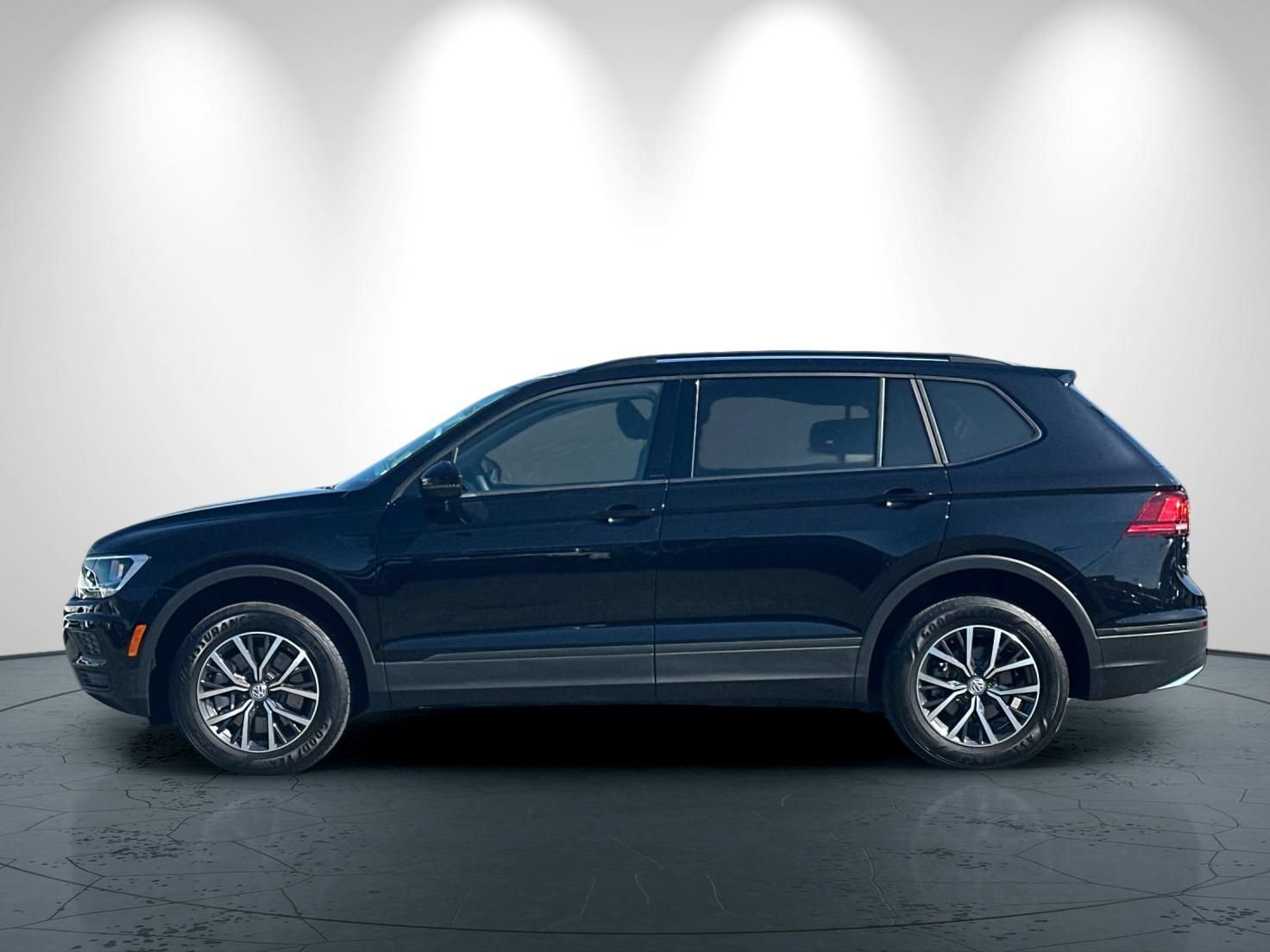 Used 2021 Volkswagen Tiguan S AWD/4WD image 7