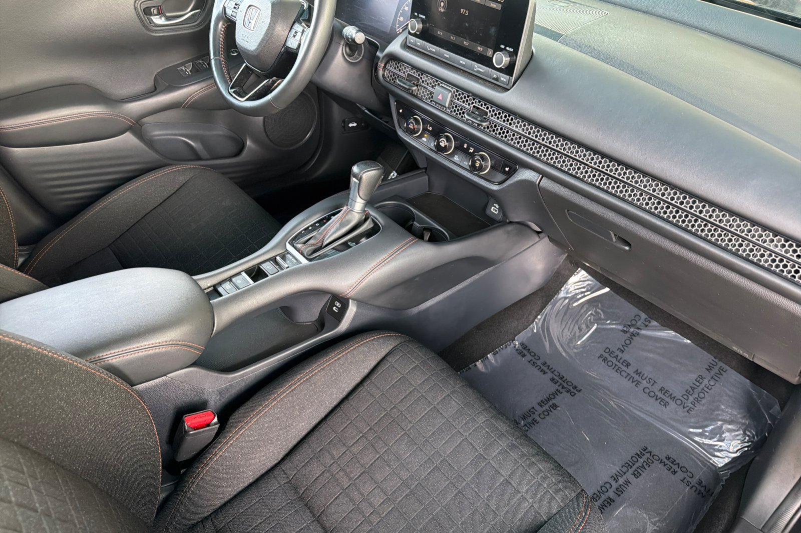 Certified 2025 Honda HR-V Sport image 15