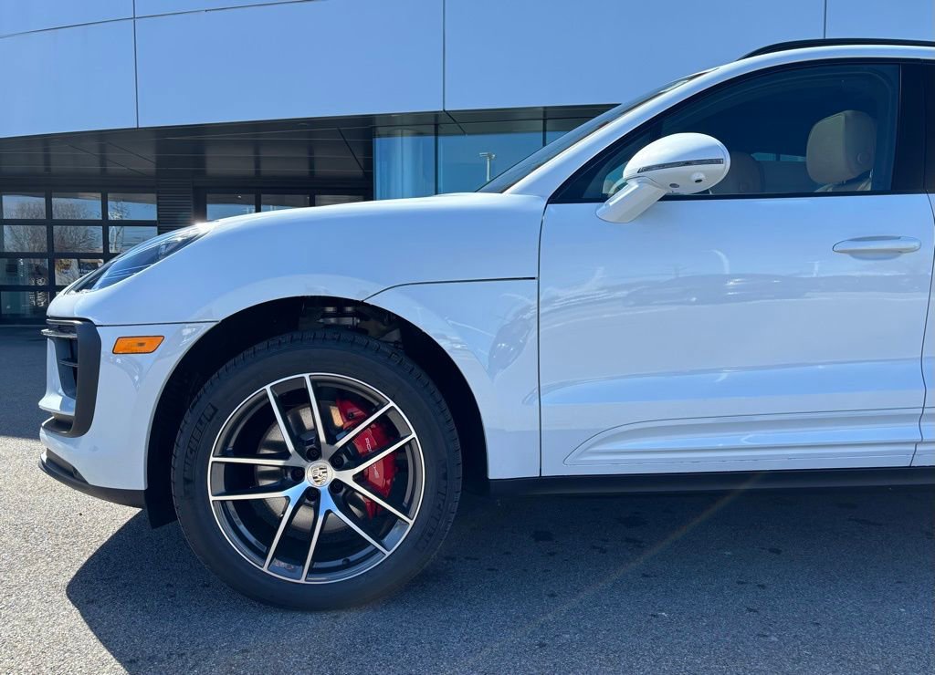 New 2026 Porsche Macan S AWD/4WD image 18