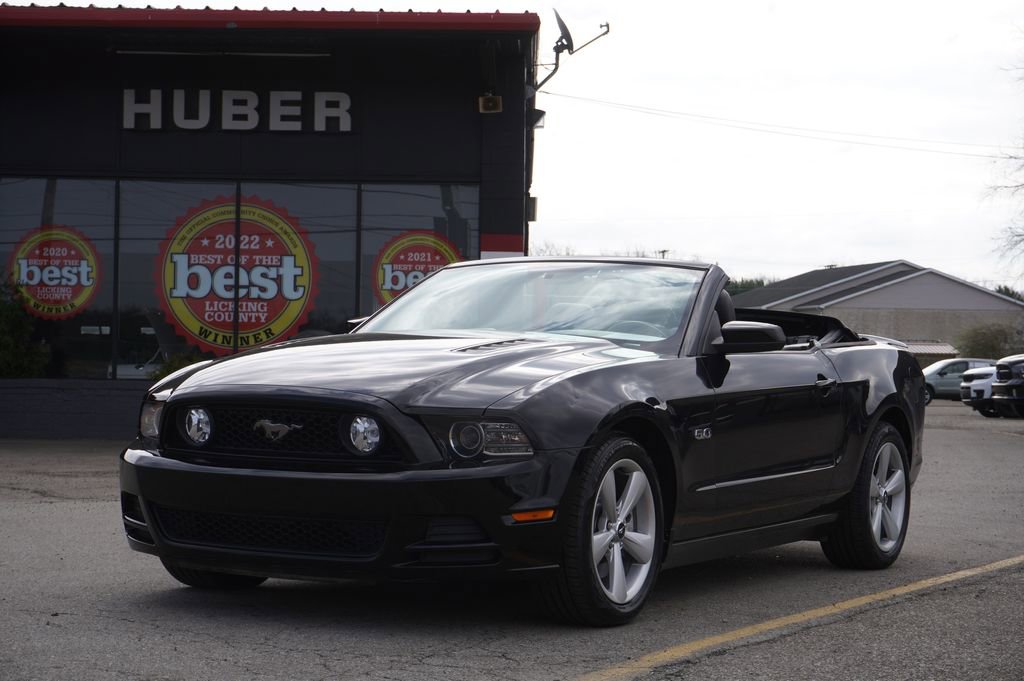 Used 2013 Ford Mustang GT image 3
