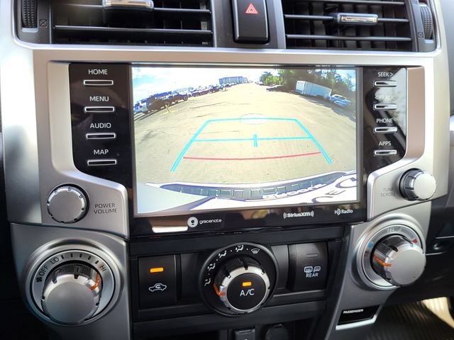 Used 2023 Toyota 4Runner SR5 AWD/4WD image 17
