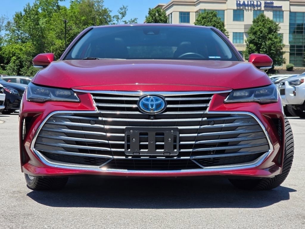 Used 2021 Toyota Avalon Limited w/ Advanced Safety Package FWD image 3