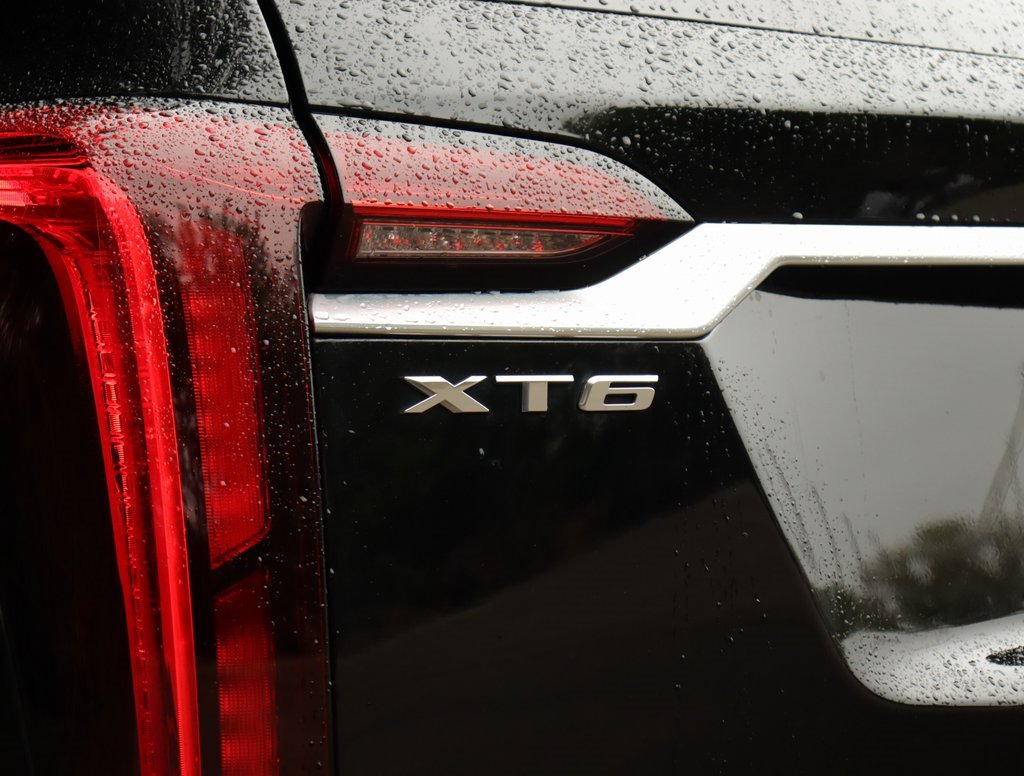 Certified 2024 Cadillac XT6 Premium Luxury w/ Platinum Package image 44