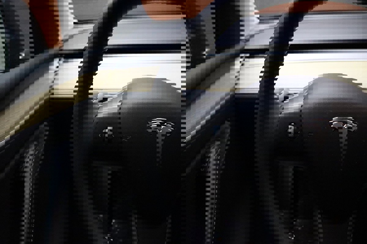Used 2023 Tesla Model Y Long Range image 30