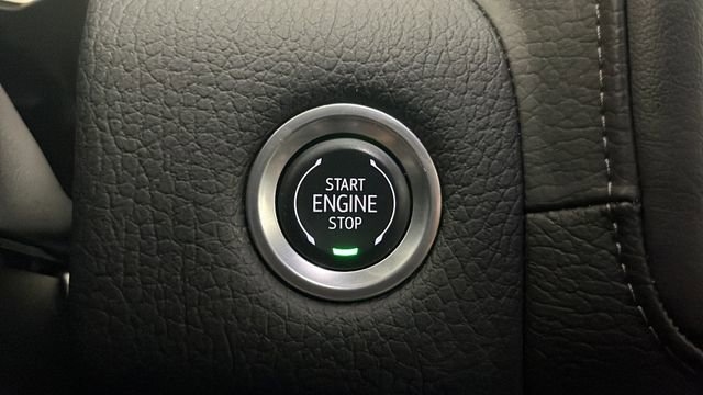 Used 2024 GMC Yukon XL Denali AWD/4WD image 38