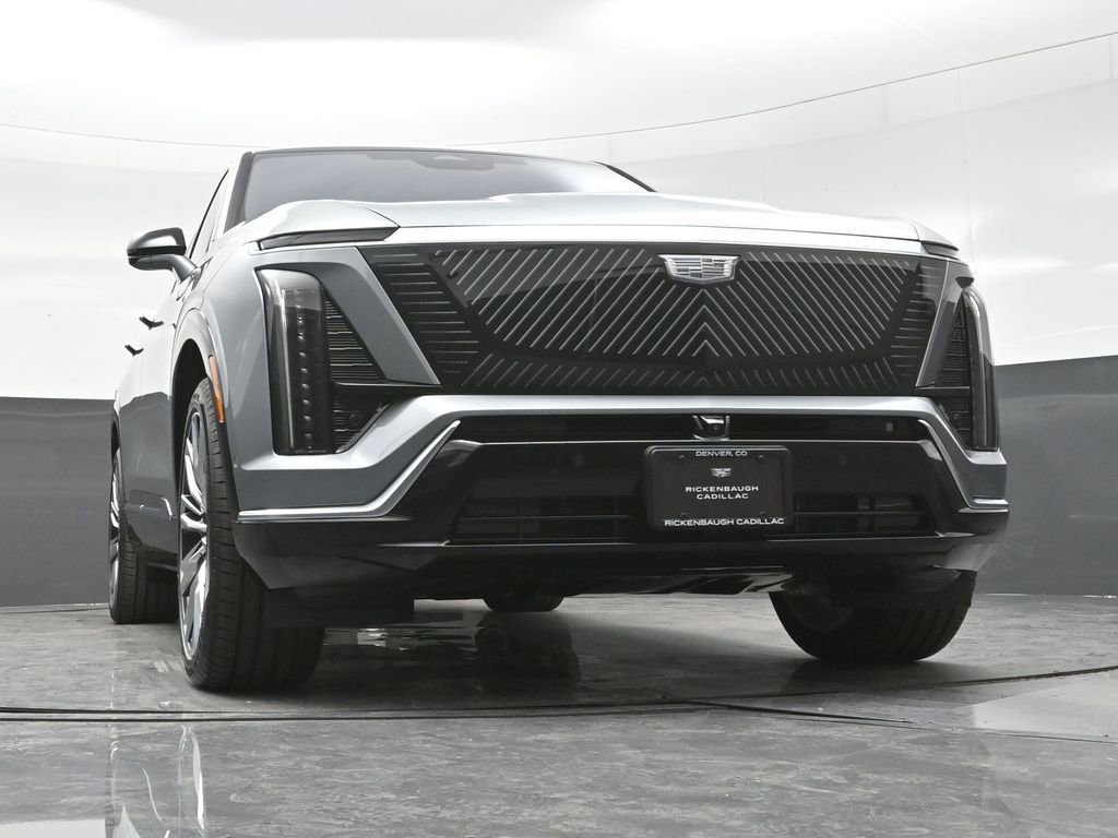 New 2026 Cadillac Vistiq Premium Luxury w/ LPO, Floor Liner Package AWD/4WD image 18