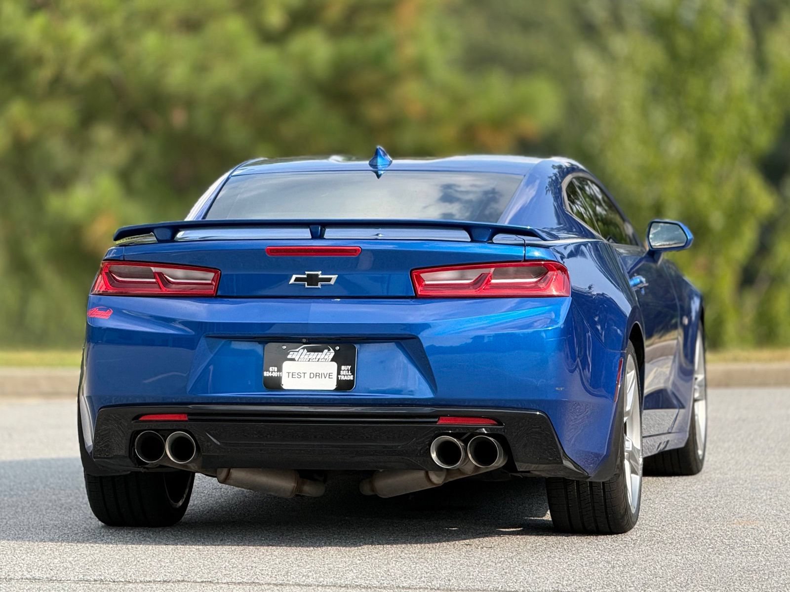 Used 2018 Chevrolet Camaro SS RWD image 7