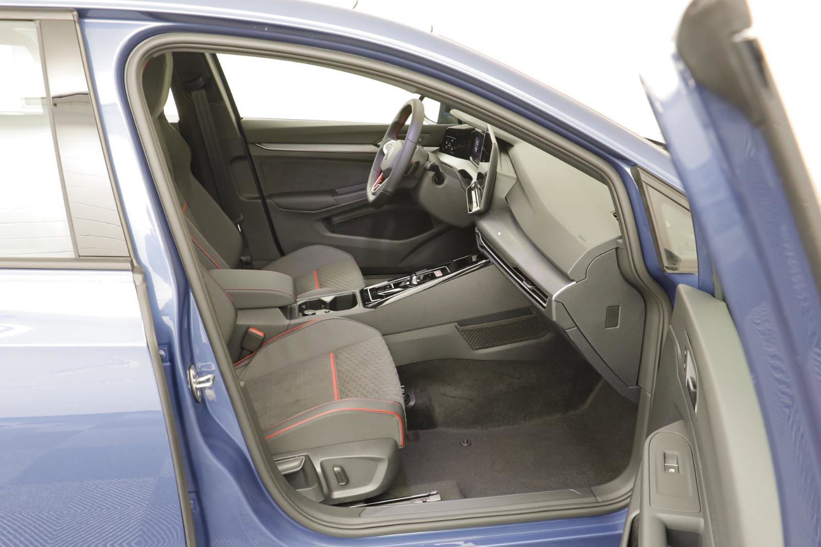 New 2026 Volkswagen Golf SE image 20