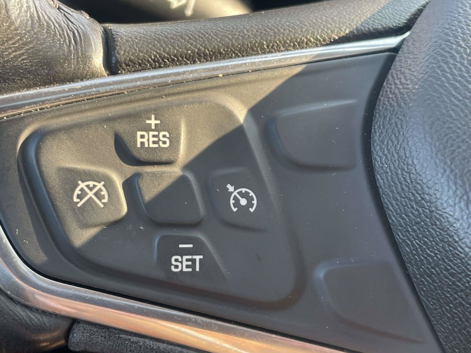 Used 2019 Chevrolet Equinox LT FWD image 26