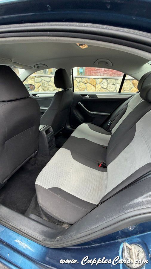 Used 2017 Volkswagen Jetta S FWD image 30