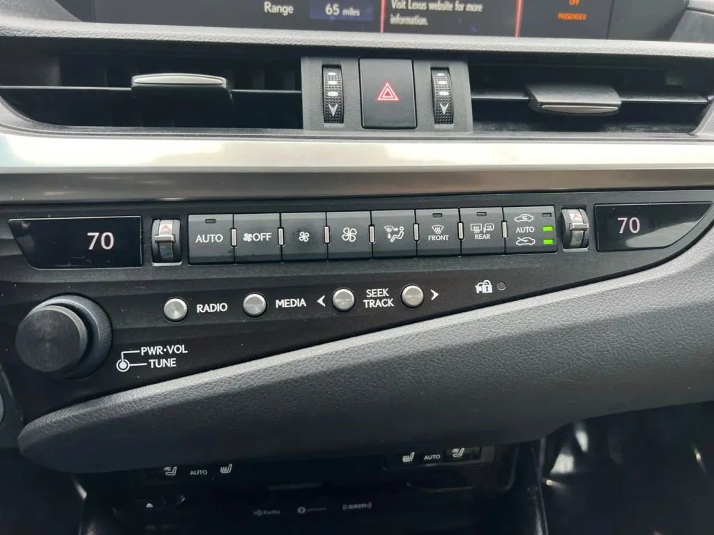 Used 2020 Lexus ES 350 w/ Premium Package image 43