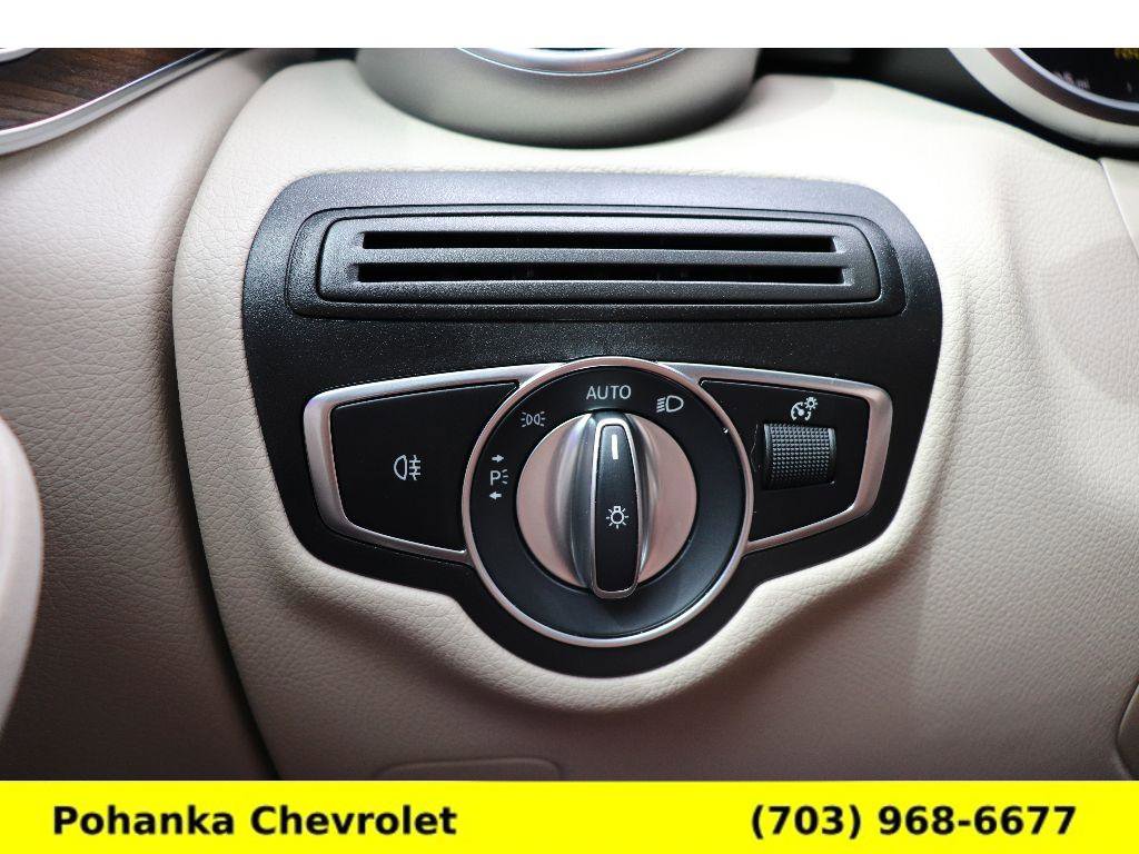 Used 2022 Mercedes-Benz GLC 300 4MATIC image 18