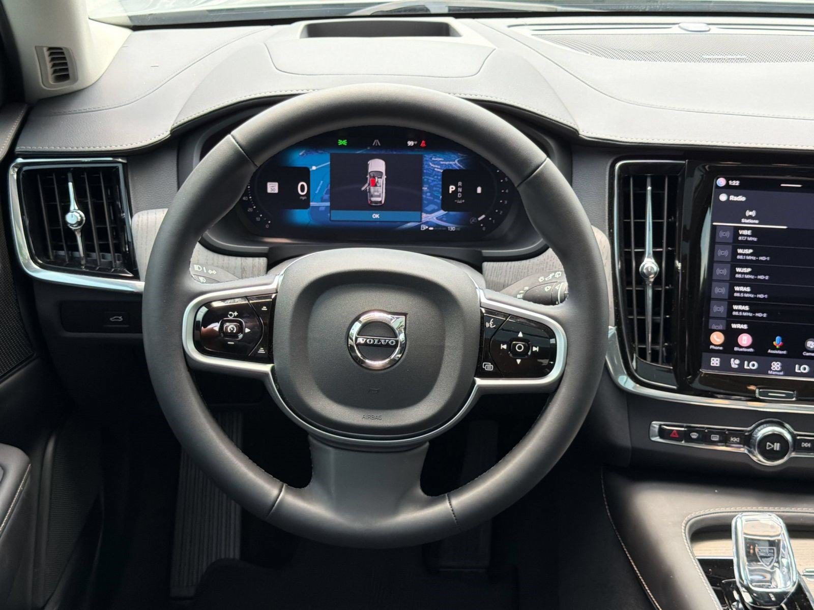 Certified 2025 Volvo V90 B6 Cross Country Ultra AWD/4WD image 11