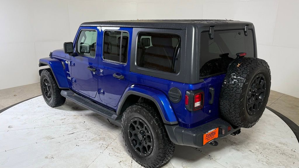 Used 2018 Jeep Wrangler Unlimited Sahara image 5