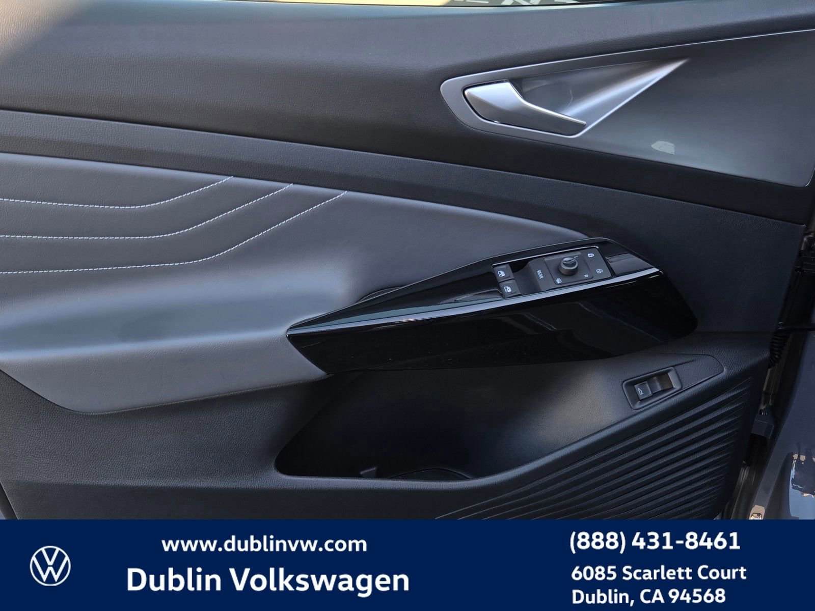 Certified 2023 Volkswagen ID.4 Pro S image 10