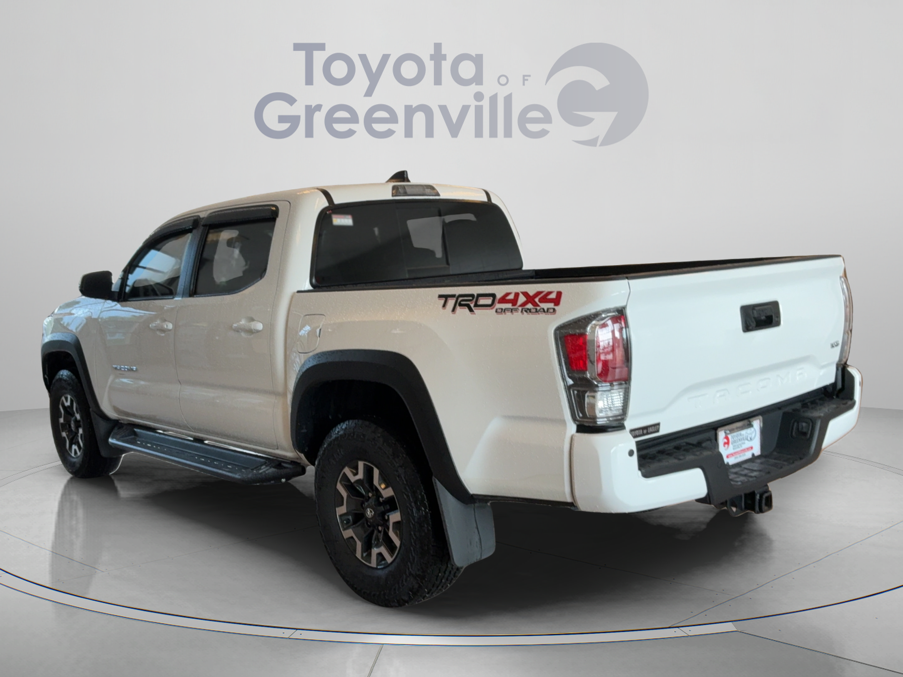 Used 2023 Toyota Tacoma TRD Off-Road w/ TRD Premium Off Road Package AWD/4WD image 4