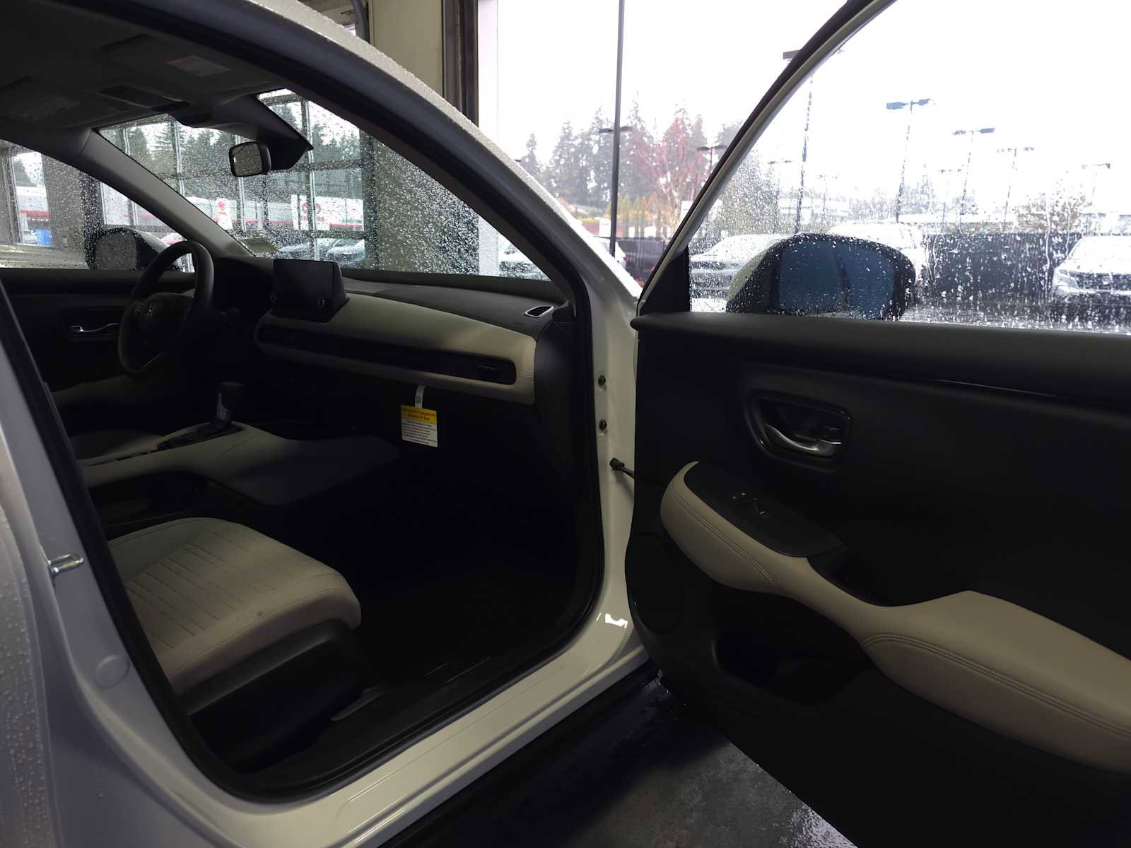 New 2025 Honda HR-V LX image 11