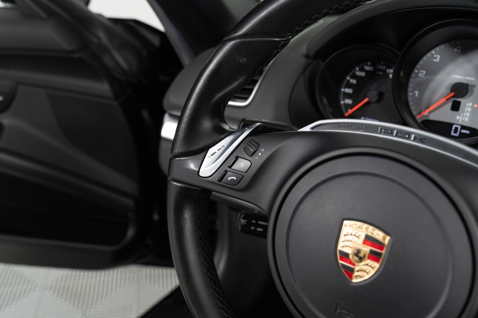 Used 2015 Porsche Boxster S RWD image 33