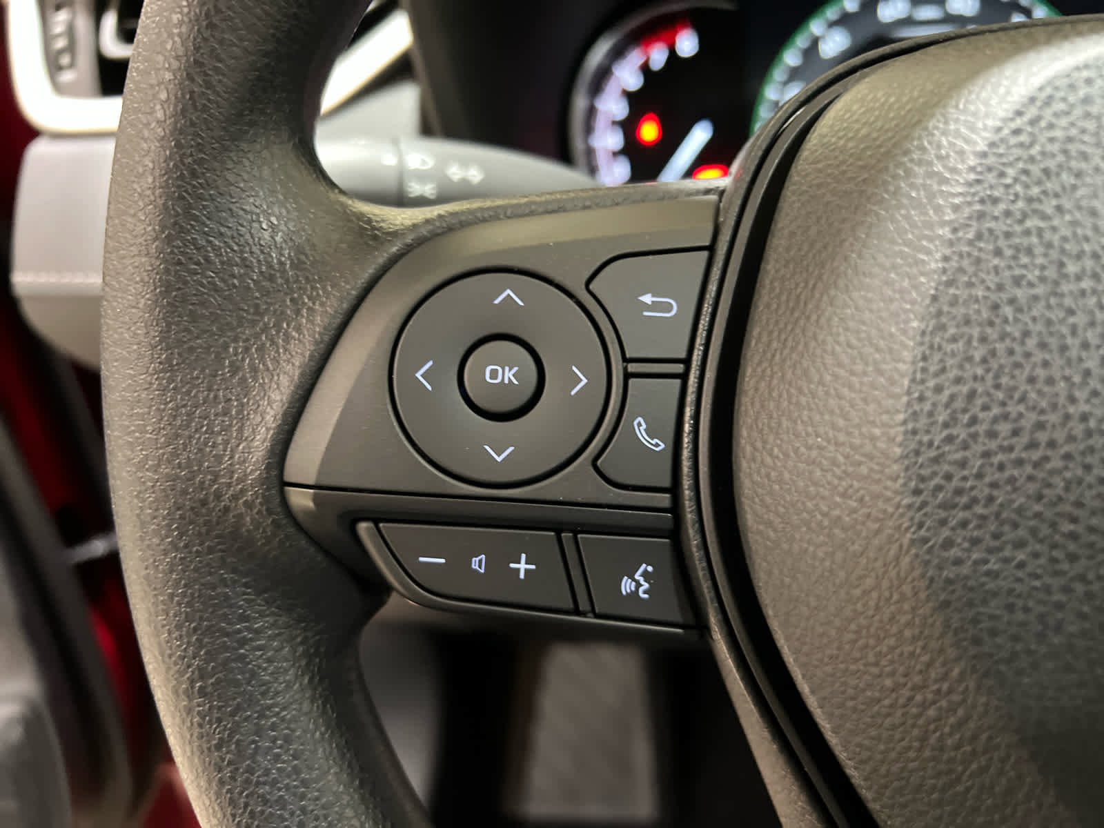 New 2025 Toyota RAV4 LE image 16