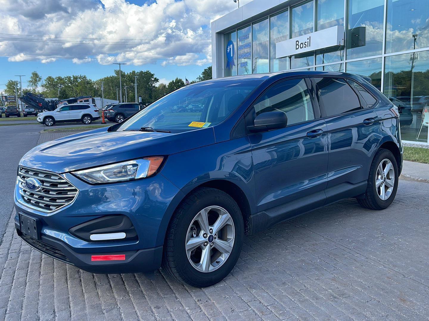 Used 2019 Ford Edge SE AWD/4WD image 3