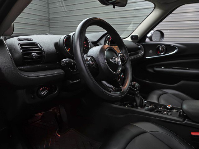 Used 2016 MINI Cooper Clubman FWD image 10