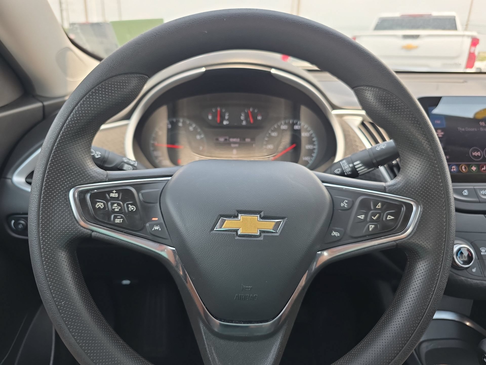 Used 2023 Chevrolet Malibu LT FWD image 18