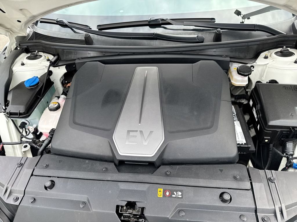 Used 2022 Kia EV6 Wind w/ Wind Technology Package image 17