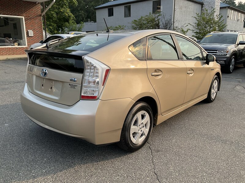 Used 2010 Toyota Prius Two FWD image 5