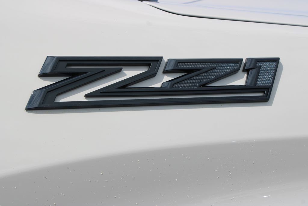 New 2026 Chevrolet Silverado 1500 Custom Trail Boss w/ LPO, Dark Essentials Package AWD/4WD image 13