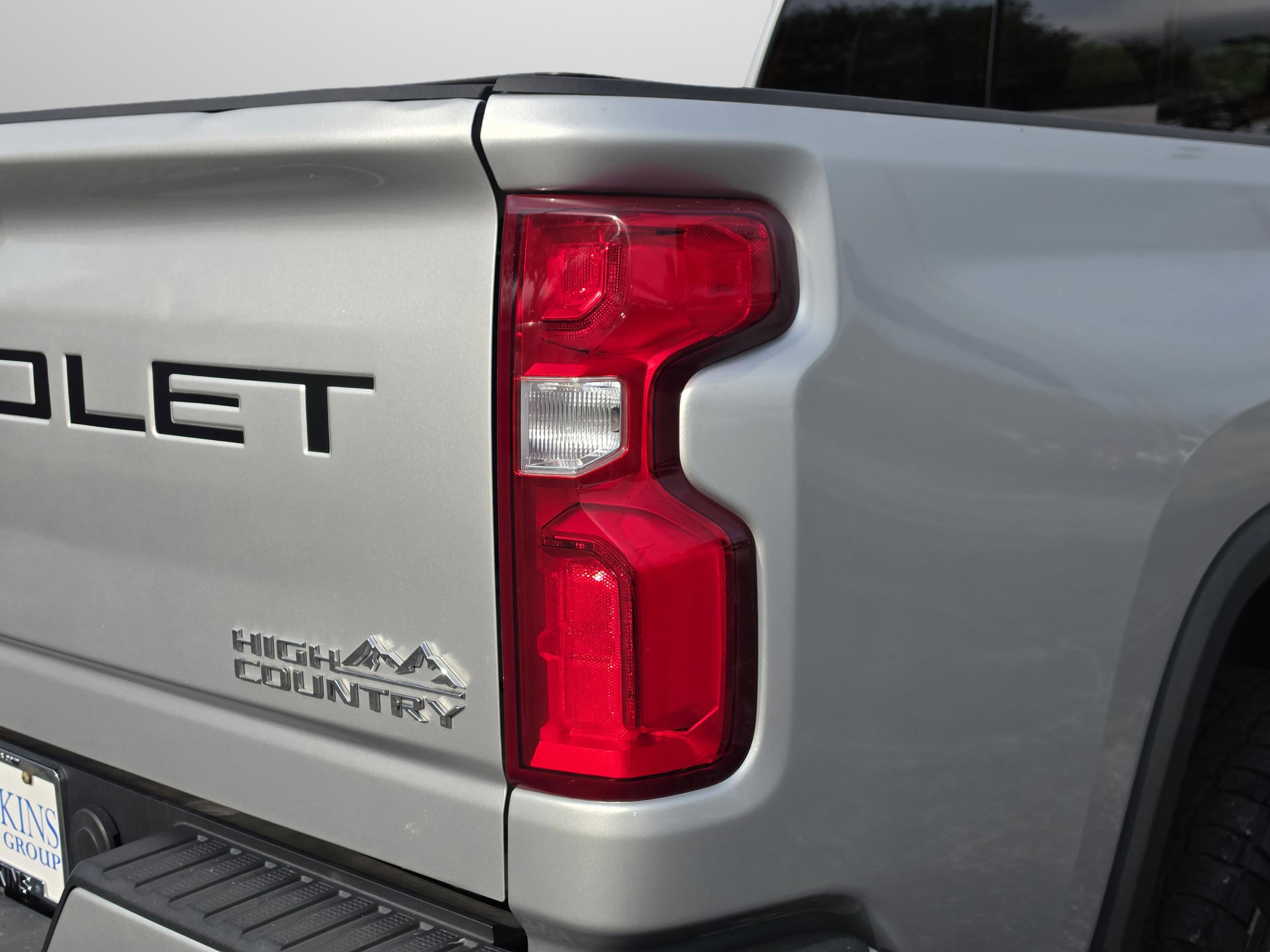 Used 2020 Chevrolet Silverado 2500 High Country w/ Technology Package image 14