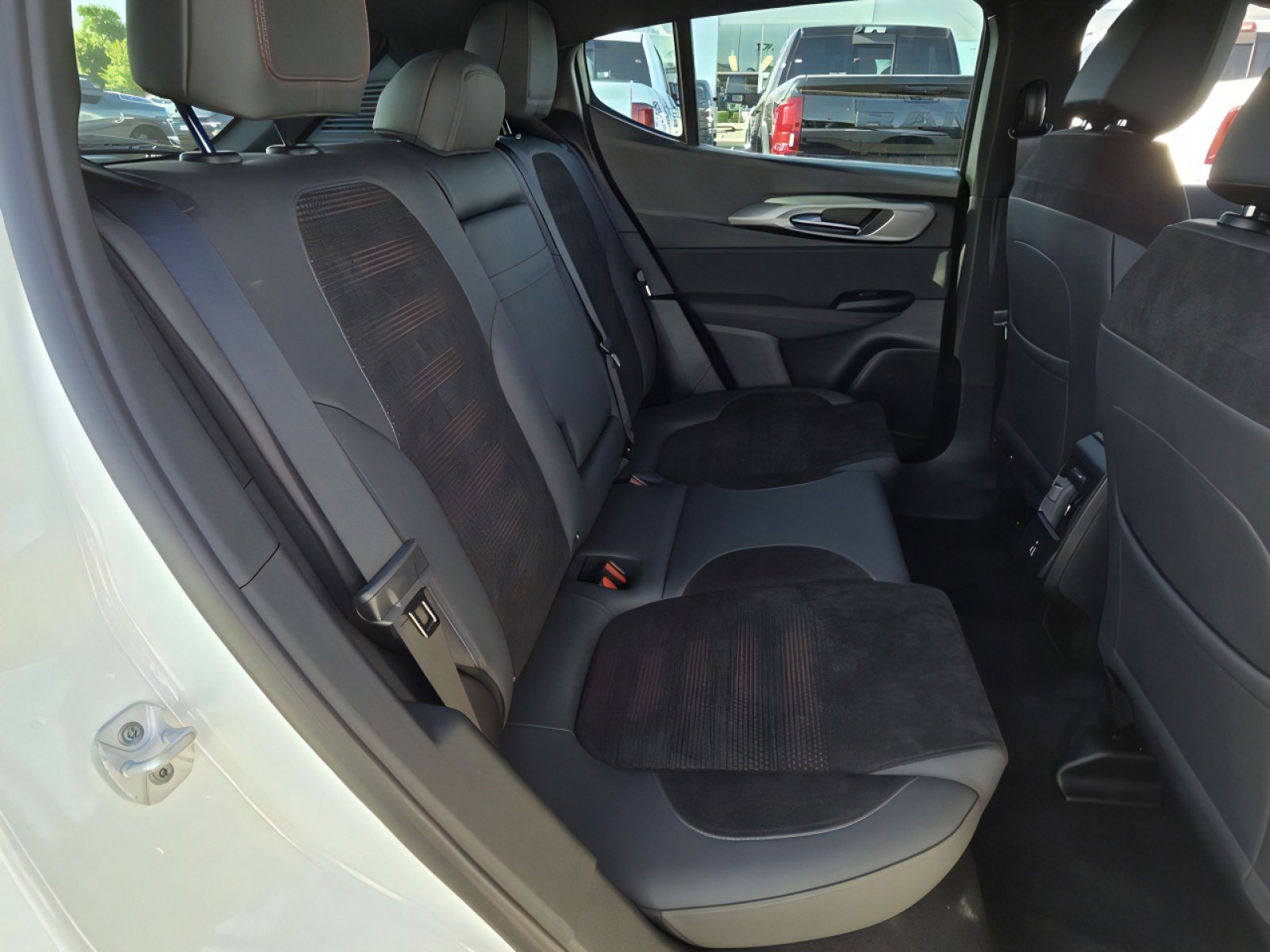 New 2025 Dodge Hornet R/T image 18